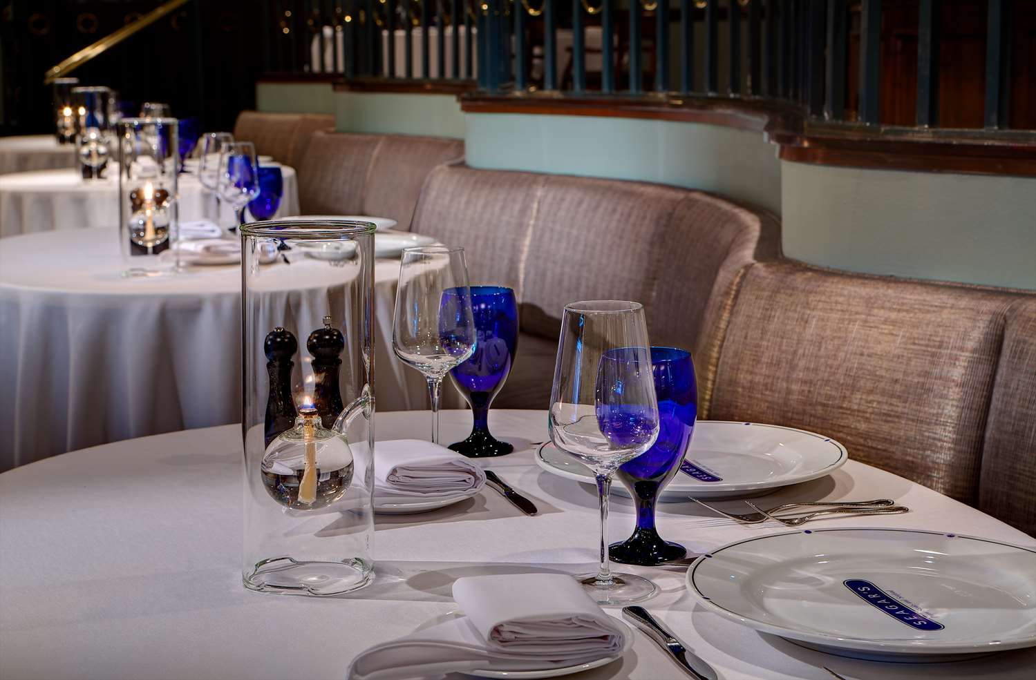 restaurant cafeteria