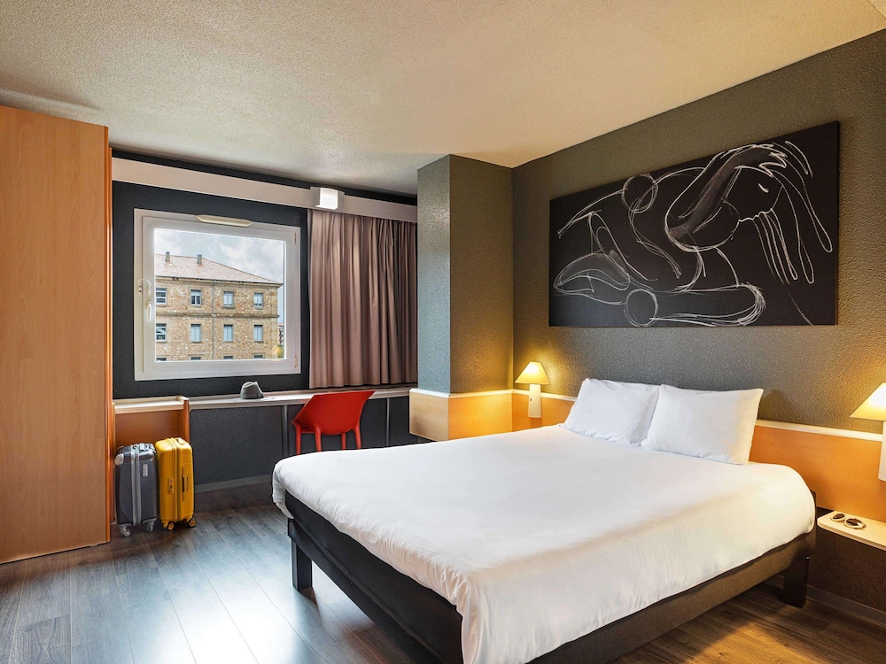 ROOM, DOUBLE BED, WITH EXTRA BED