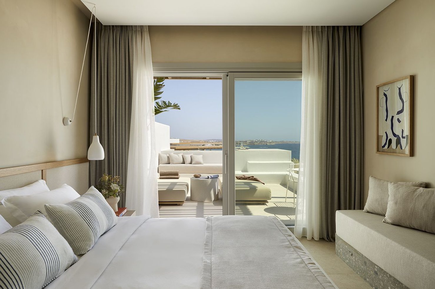 COMFORT, SEA VIEW, JETTED TUB
