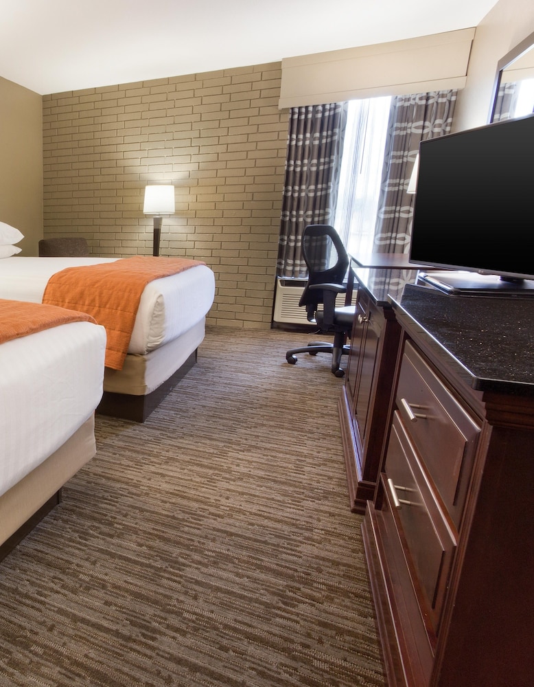 Drury Inn and Suites Greensboro 7/38