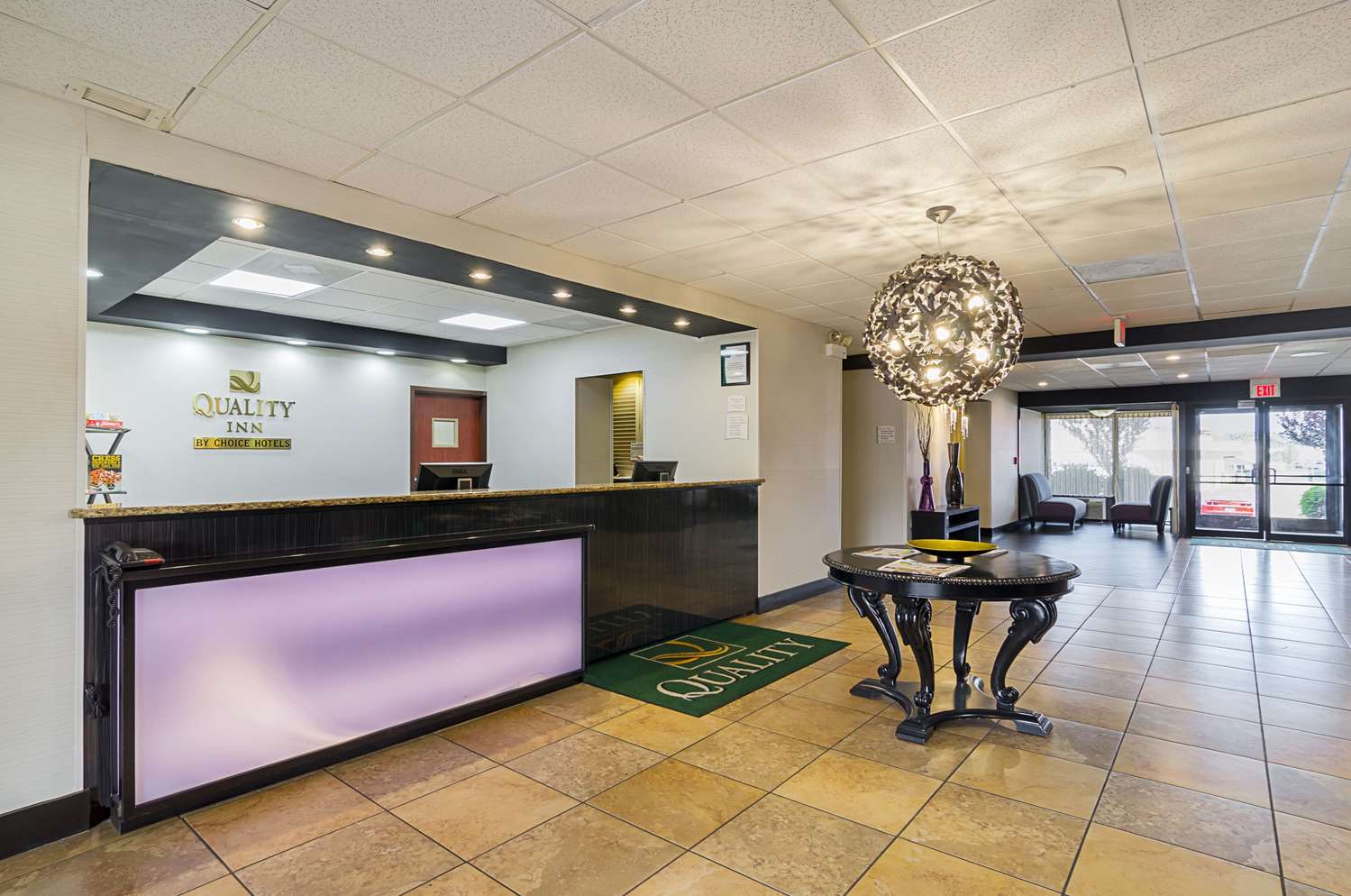 Holiday Inn & Suites Richmond - West End 3/15
