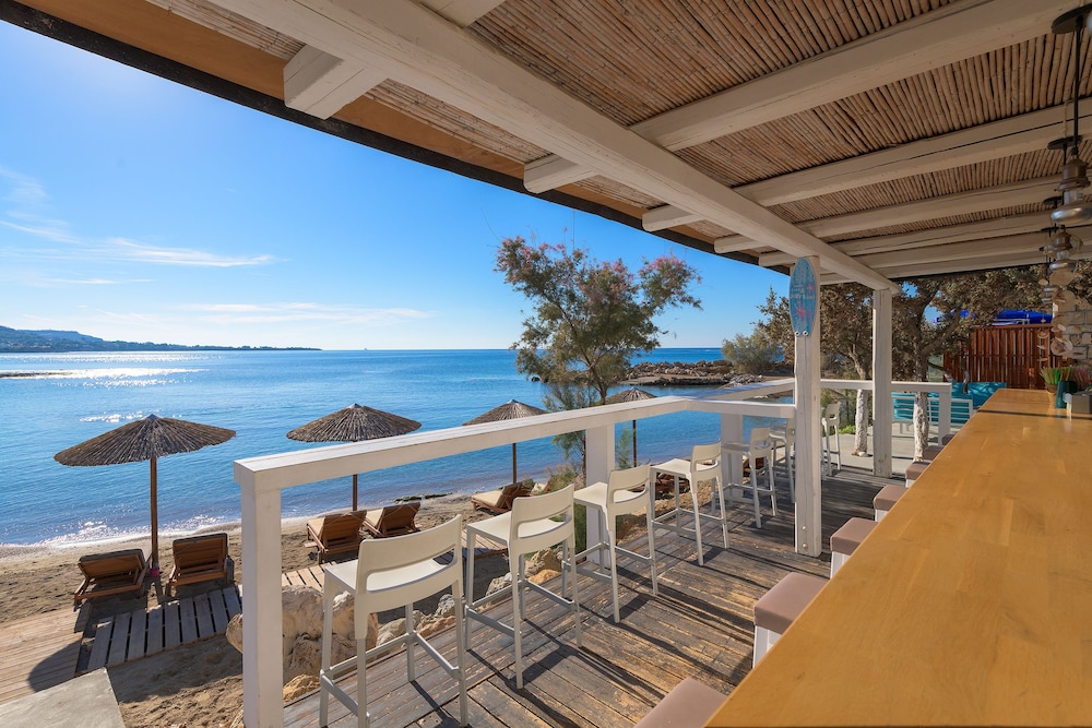 Sunrise Beach Resort 21/36