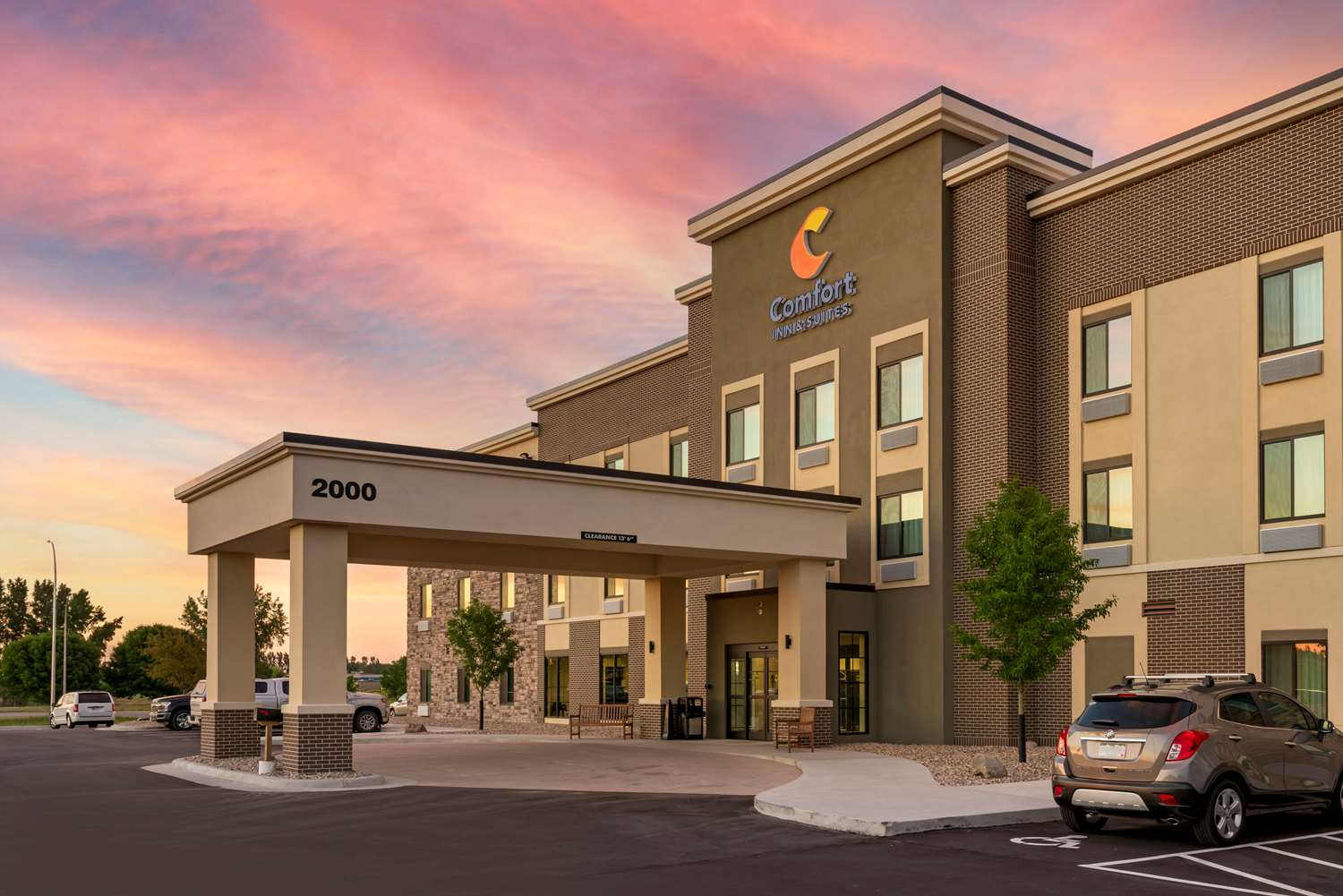 Comfort Inn & Suites Mankato, MN 25/30