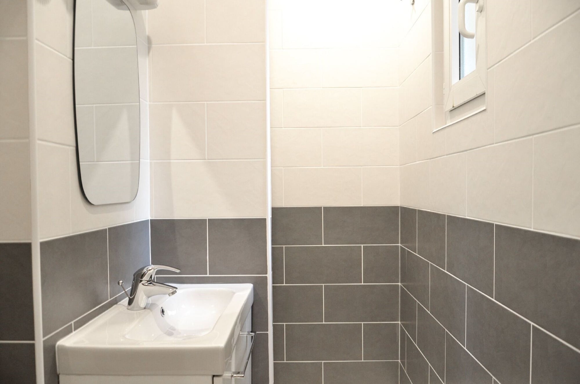 غرفة كومفورت بسريرين منفصلين، HOTEL DE LA PERDRIX ROUGE 6/9