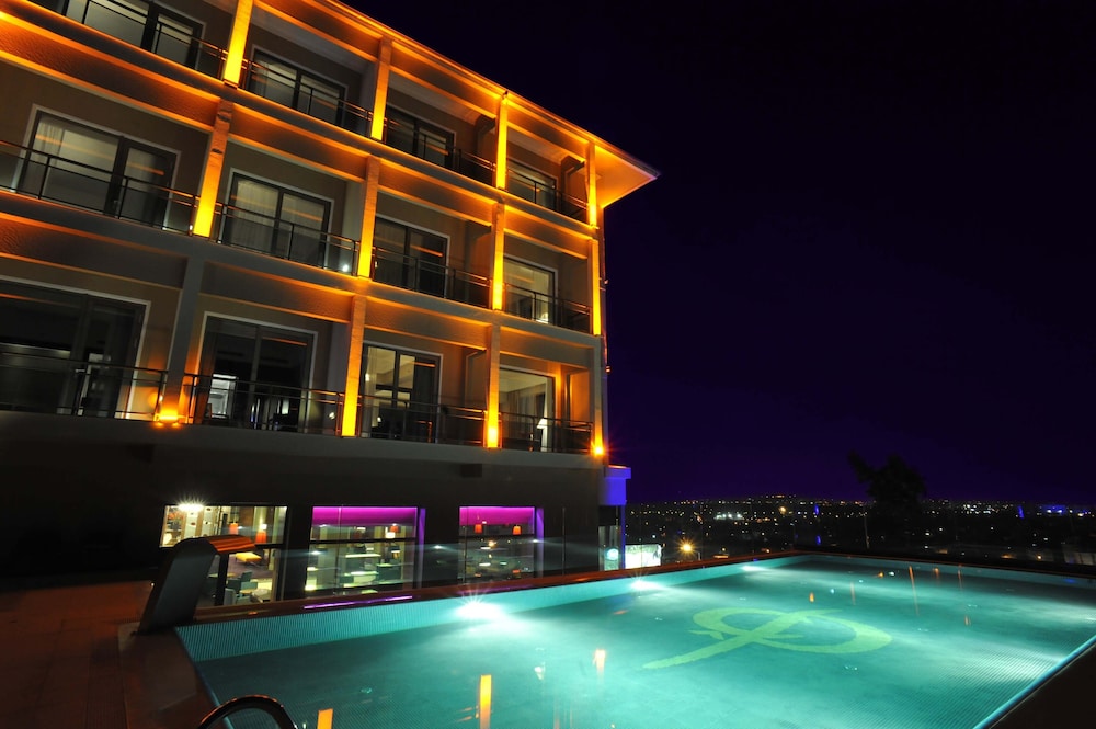 Celik Palas Convention Center And Thermal Spa photo5