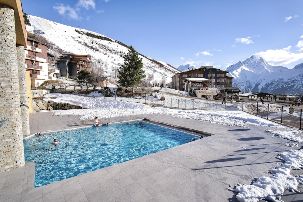 Mercure Les Deux Alpes 1800 50/53