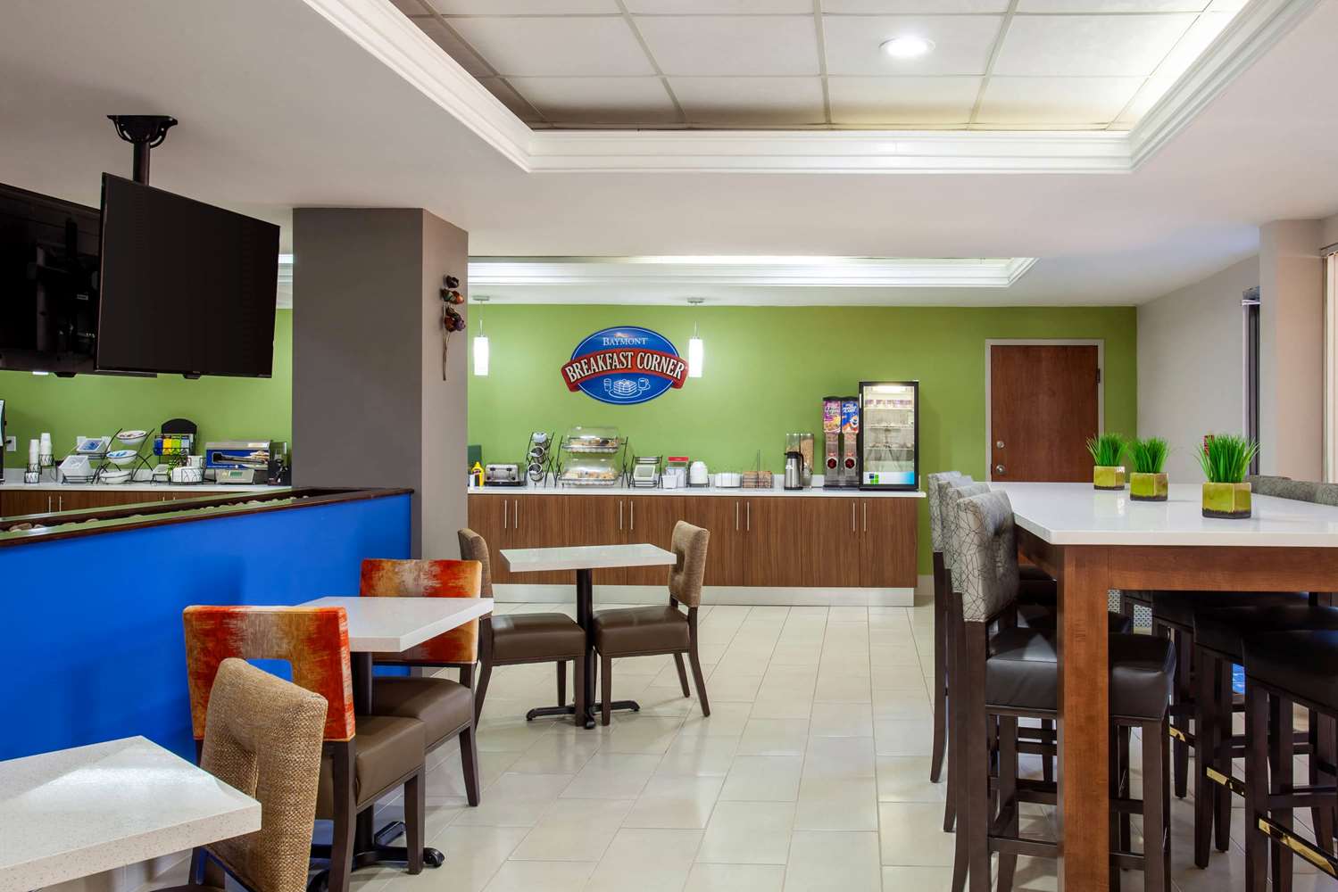 restaurant cafeteria