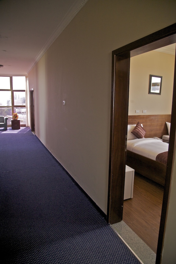 Lobelia Hotel 32/68