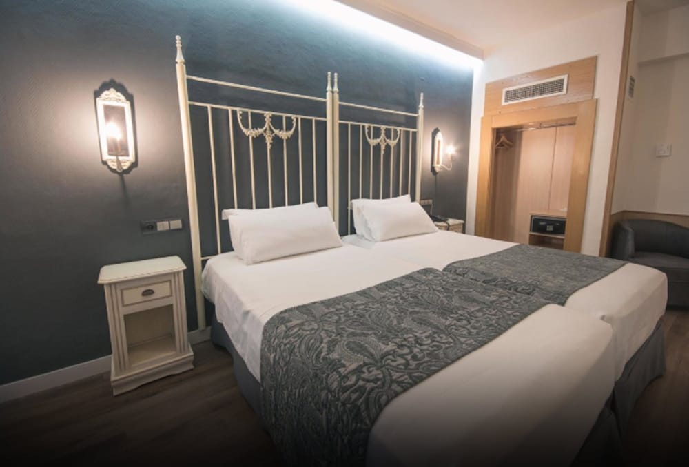 Hotel Los Angeles & Spa 14/50