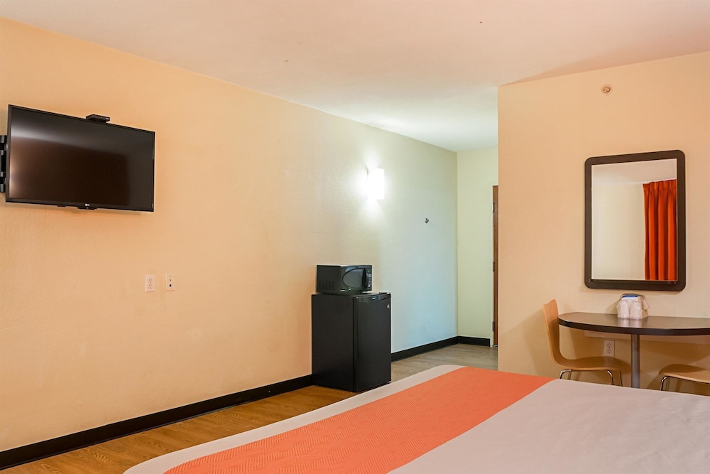 STANDARD, KING BED
