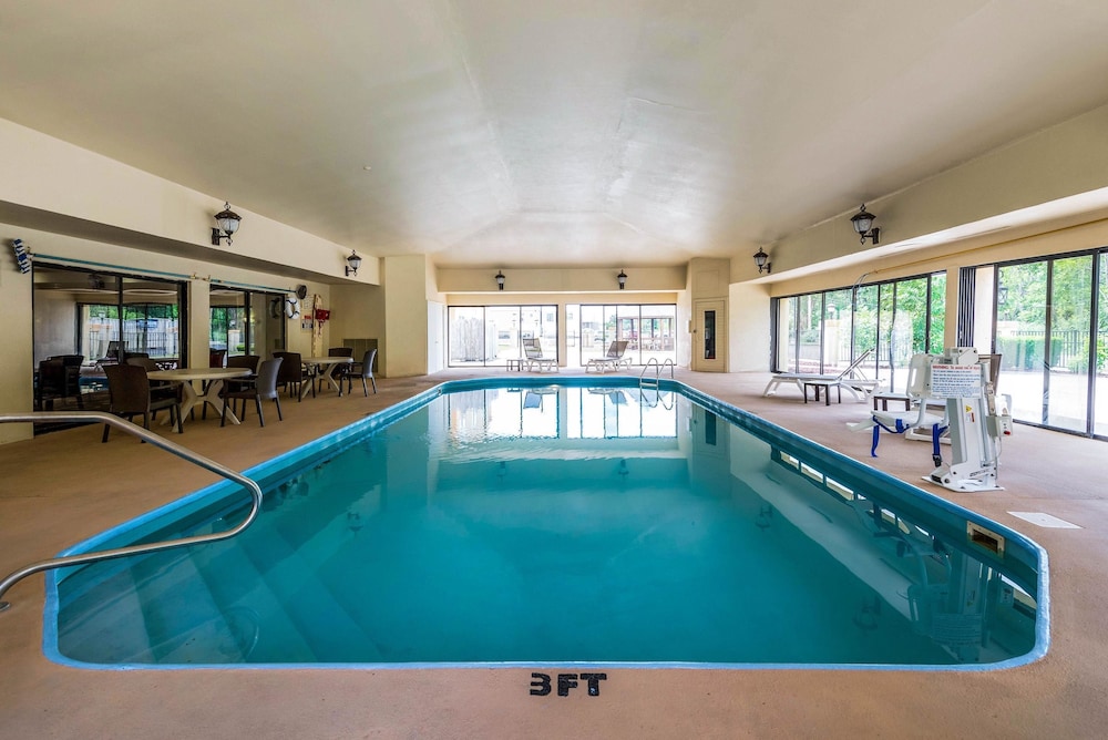 SureStay by Best Western Marion 4/39