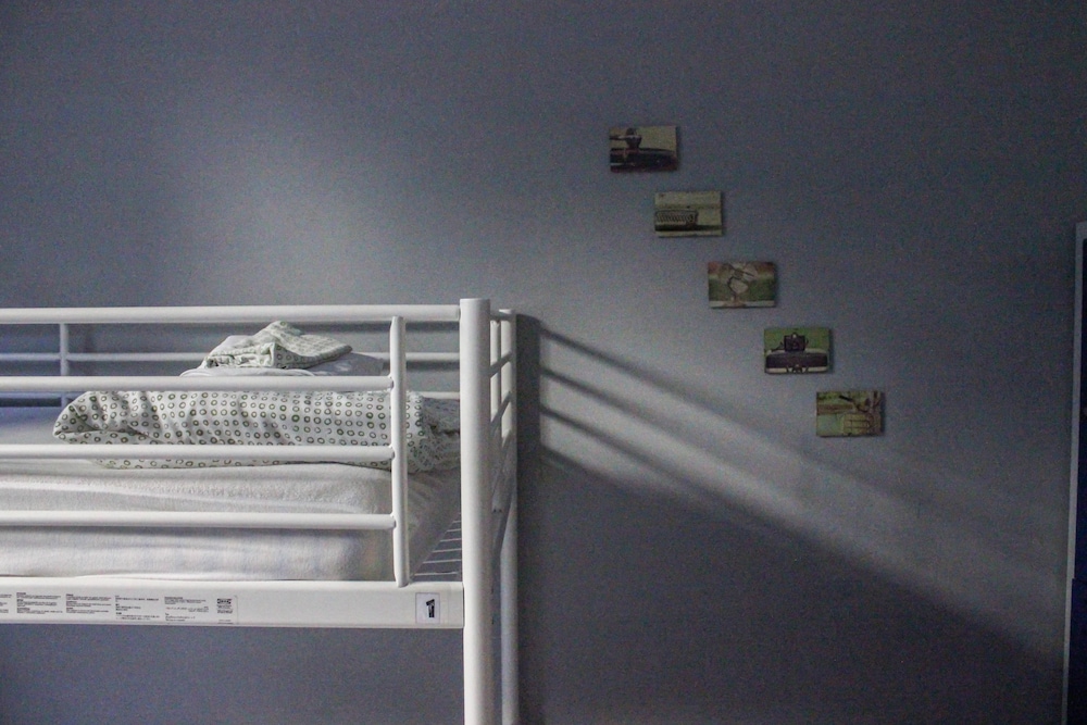 360 Hostel 2/34