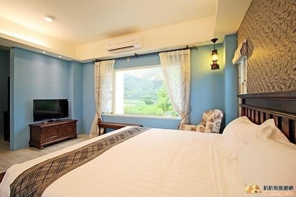 Cai Feng B&amp;B 9/37