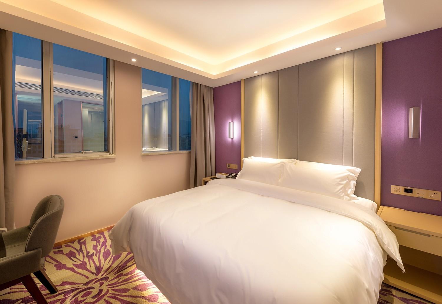 Lavande Hotel (Yingde Yingzhou Avenue) 17/46