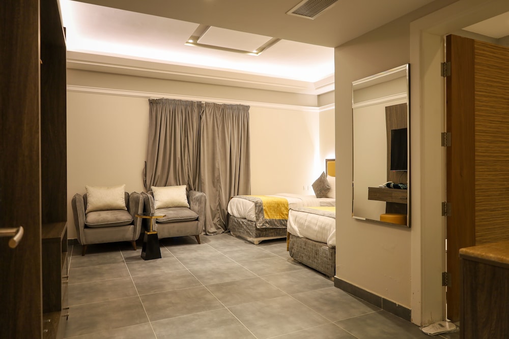 مومنتس ليفنج قرطبة(Tura Residence Qurtoba) 12/30
