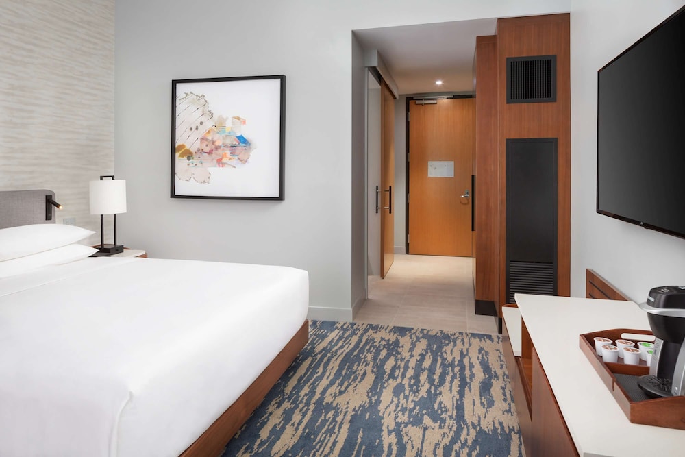 Room, King Bed, Accessible