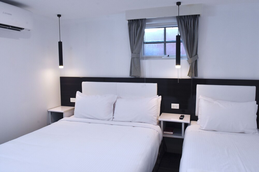 Room at Best Western Plus Buckingham International, MELBOURNE
