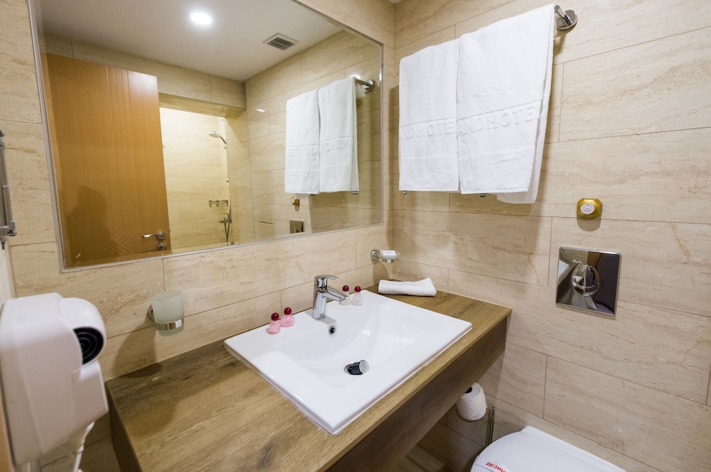 Grand Hotel Sunny Beach 40/41