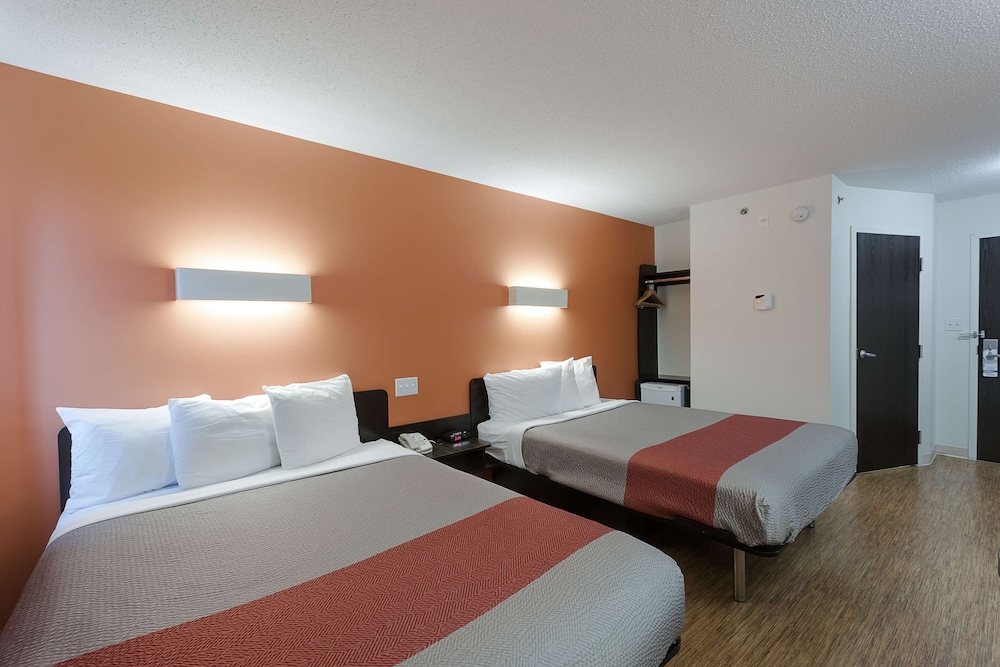 Motel6 Brandon, MB 22/46
