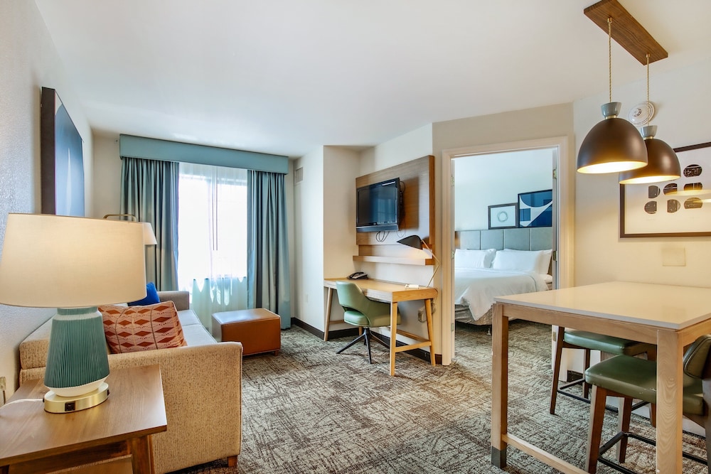 Staybridge Suites Gulf Shores 30/51