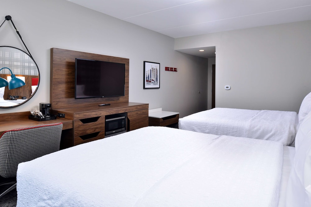 ROOM, 2 QUEEN BEDS, ACCESSIBLE