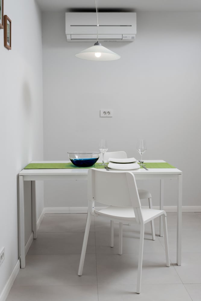 Athina Suites Hotel 44/51