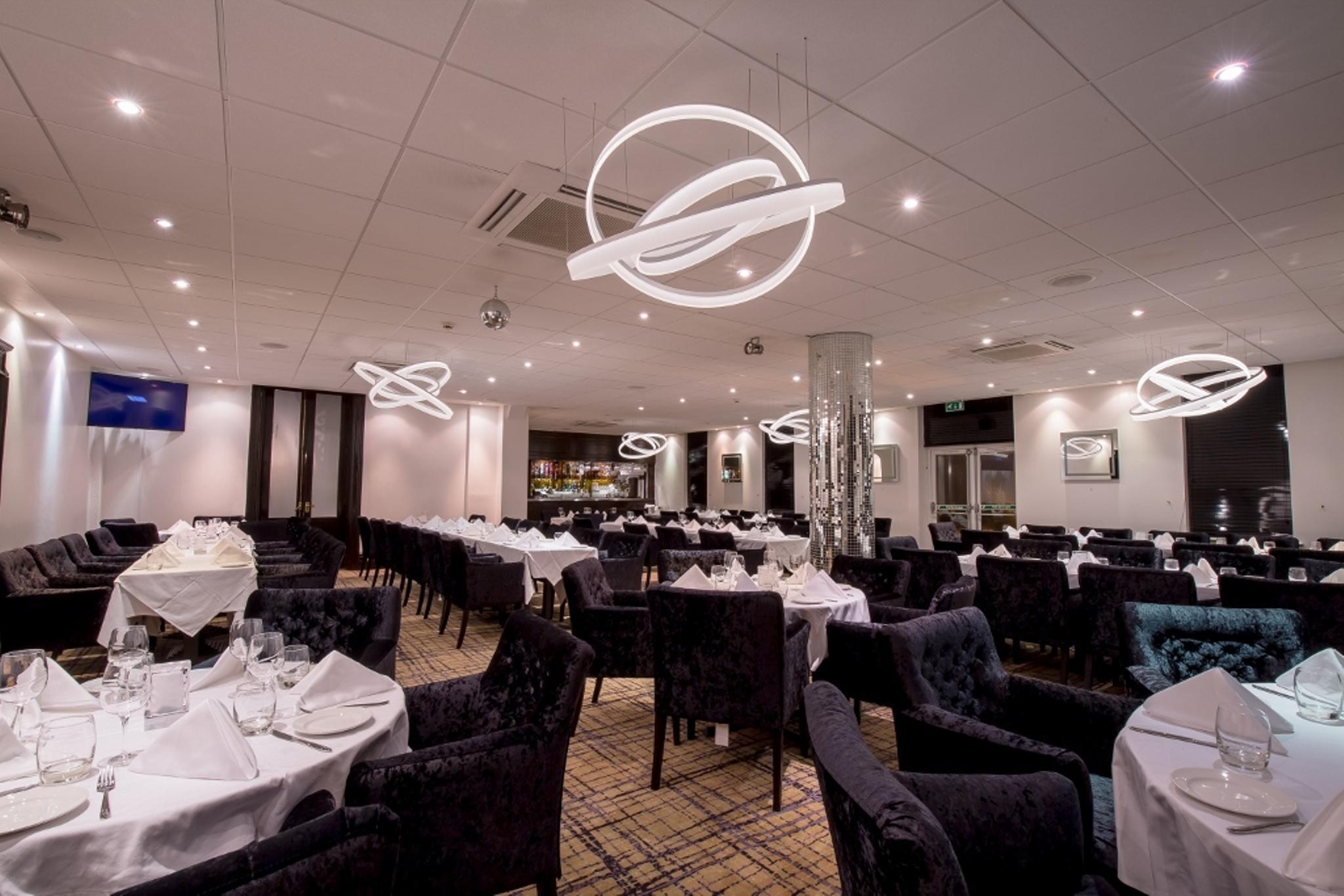 Harefield Manor Hotel 18/22