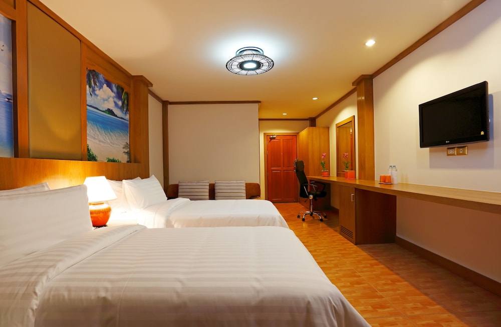 Chabana Resort 9/50