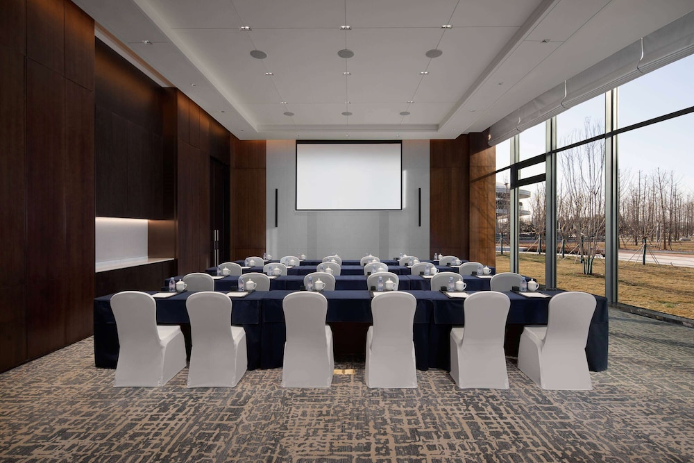 Wyndham Grand Shanxi Xiaohe Xincheng 52/62
