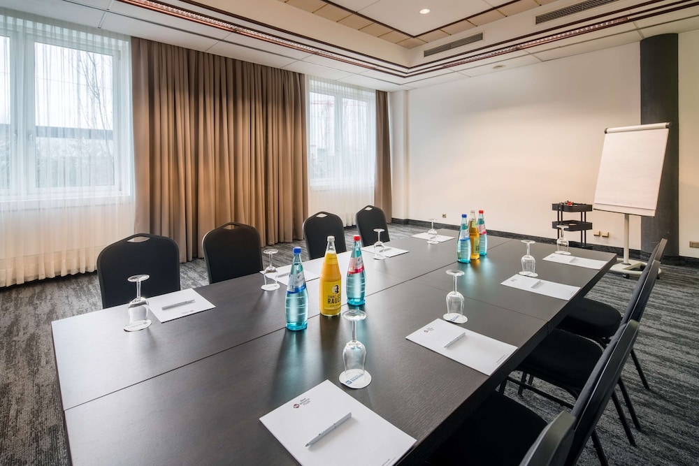 Plaza Hotel Darmstadt 40/46