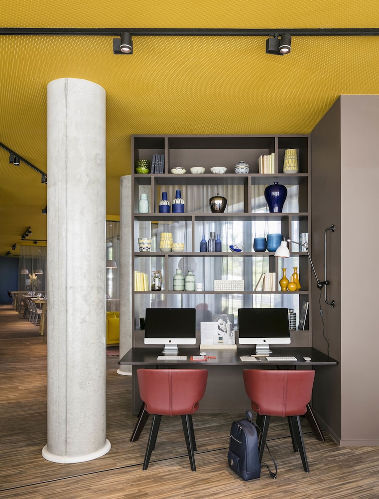 Okko Hotels Paris Porte de Versailles 45/47