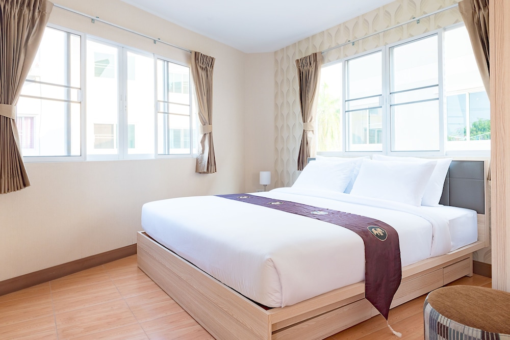 Orawan Suites 10/25