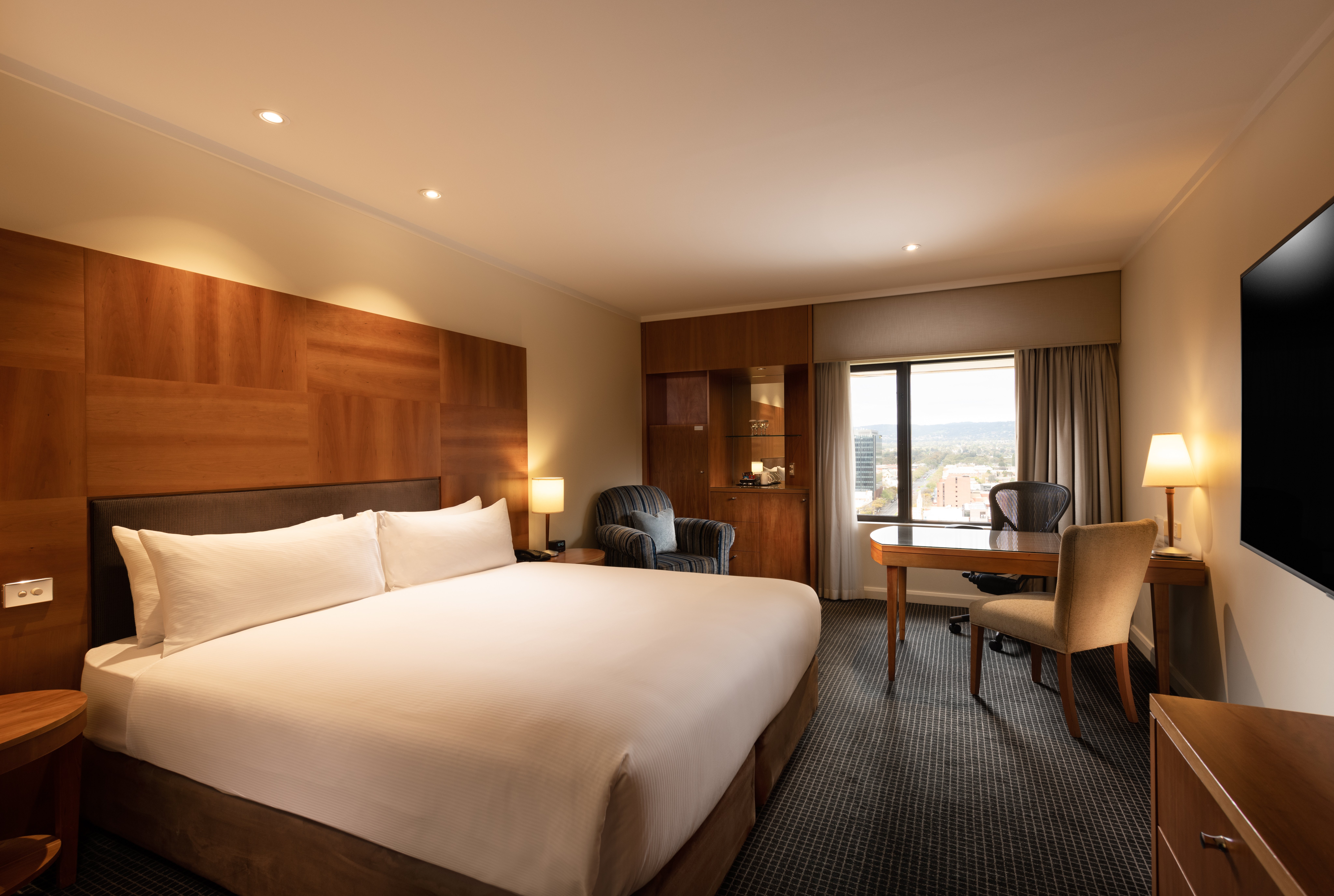 Plus, Deluxe, King Bed