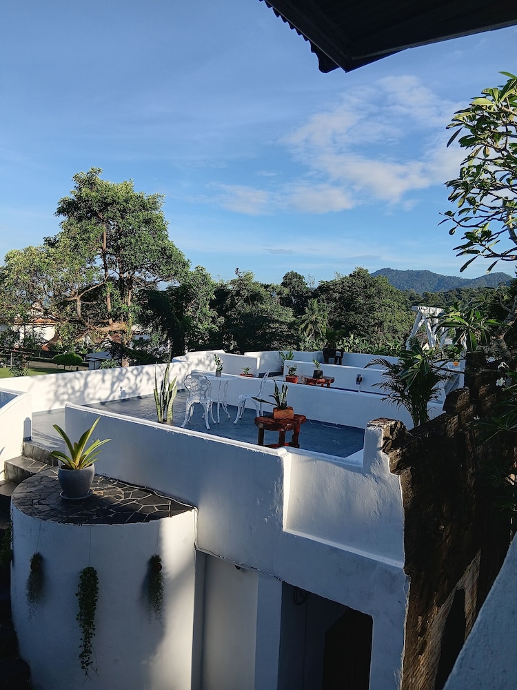Keereeta Resort & Spa 3/36