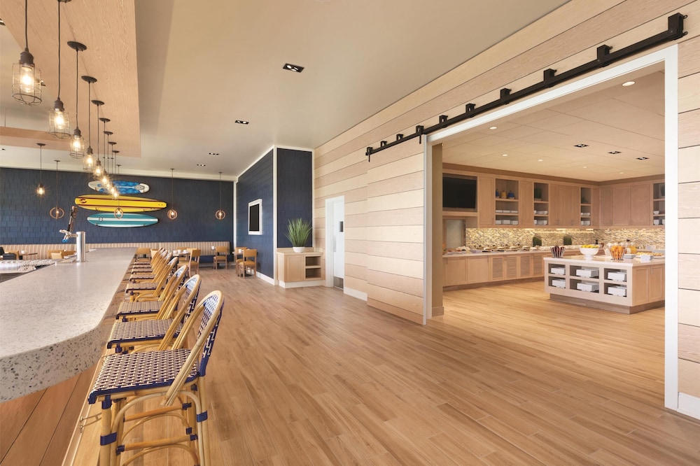 Hyatt House Virginia Beach Oceanfront 27/48