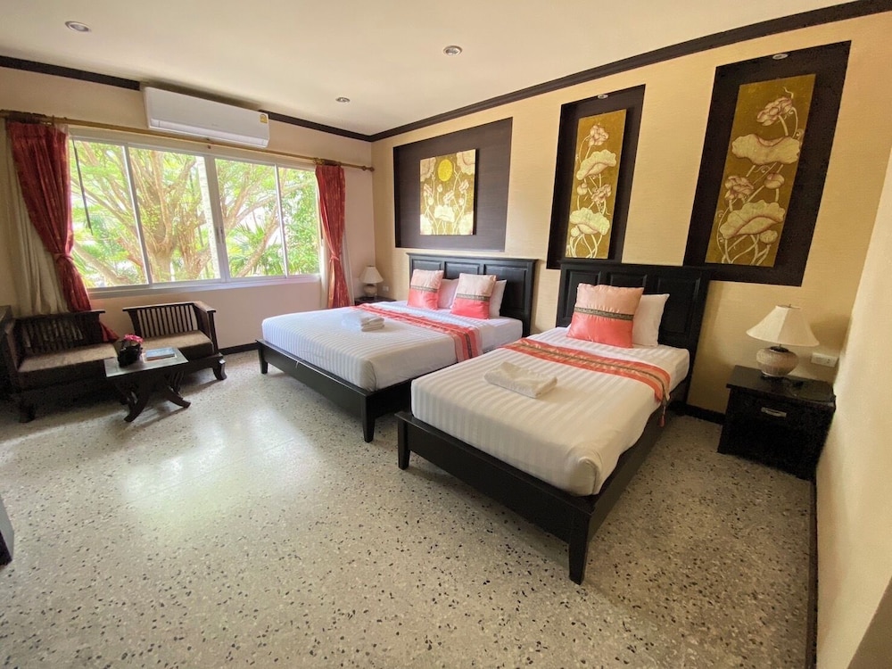 Lotus Paradise Resort 34/77