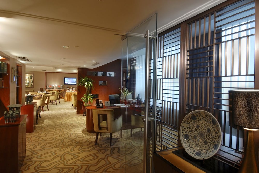 Plaza Hotel Yuyao 39/50