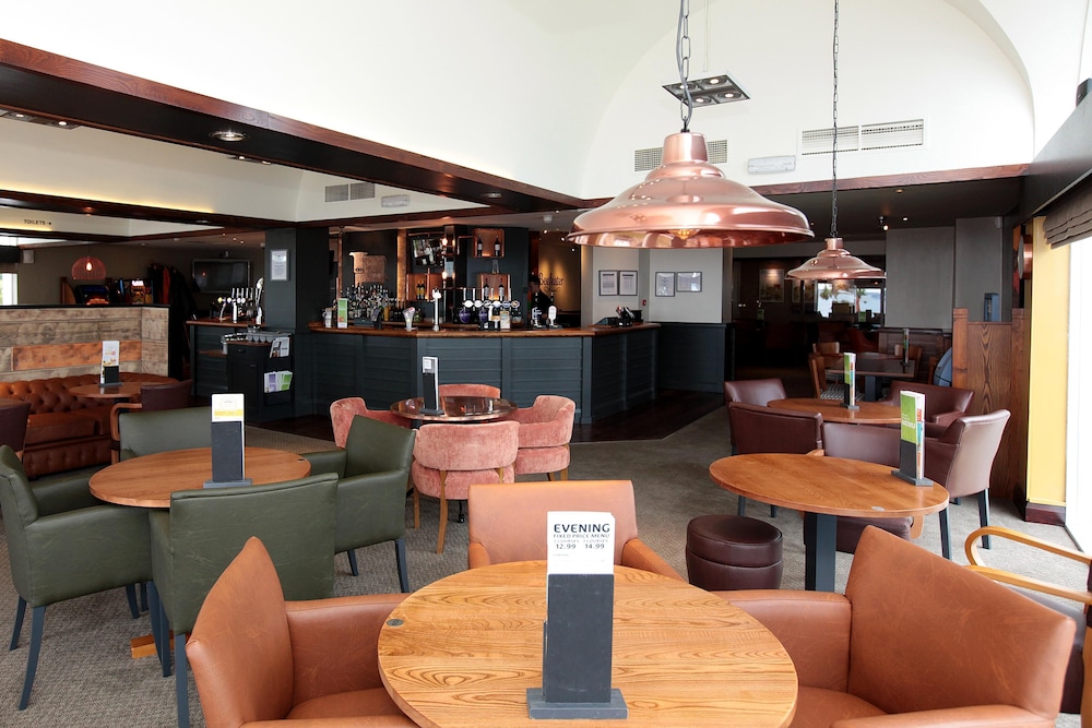 PREMIER INN TORQUAY 28/51