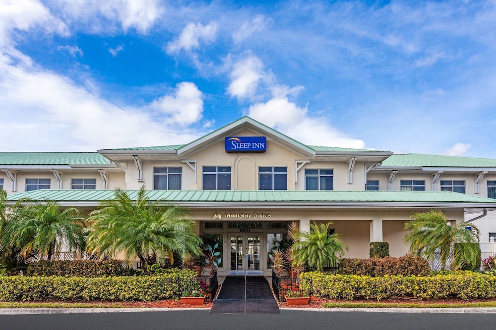 MainStay Suites at PGA Village 1/22