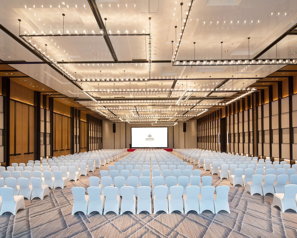 Grand WUJI Hotel, in The Unbound Collection by Hyatt 42/50