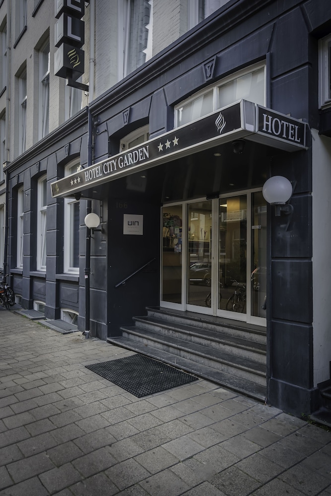 Hotel City Garden 57/62