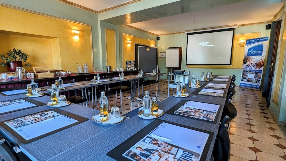 Hotel Am Luisenplatz 57/71