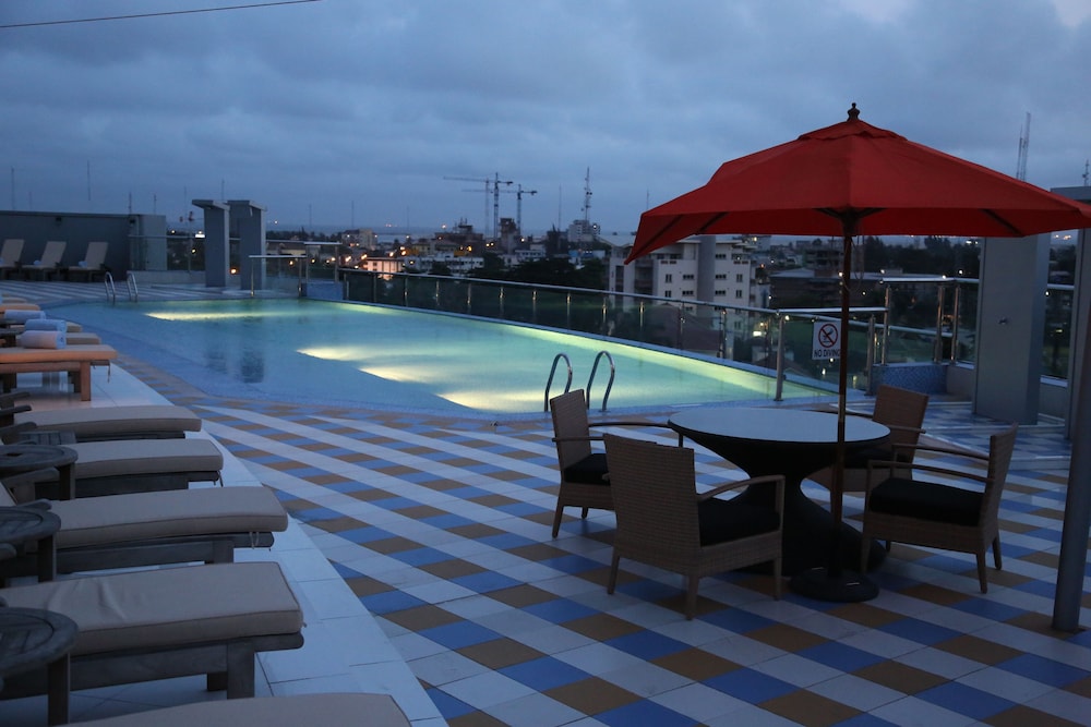 Lagos Continental Hotel Formerly Intercontinental Lagos 67/73