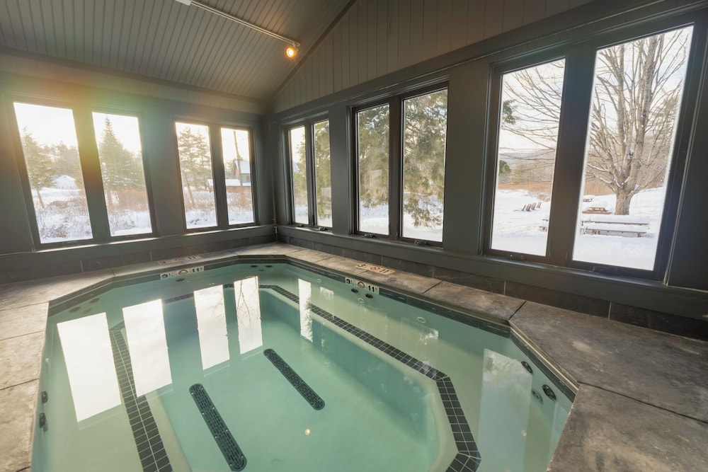 Sun Ski Inn And Suites 22/50