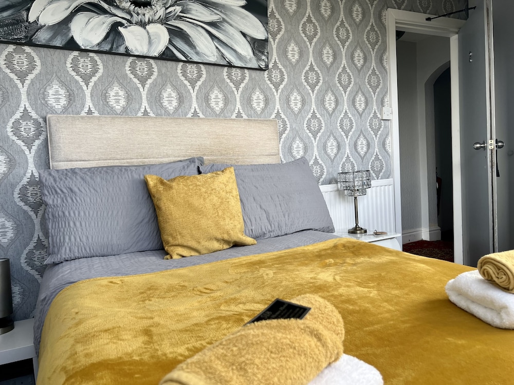 St Andrews House Hotel 7/50