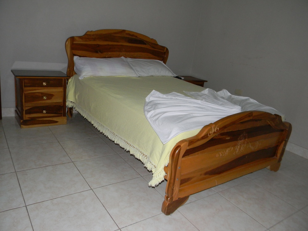 RIO GUAYAS HOTEL 19/30