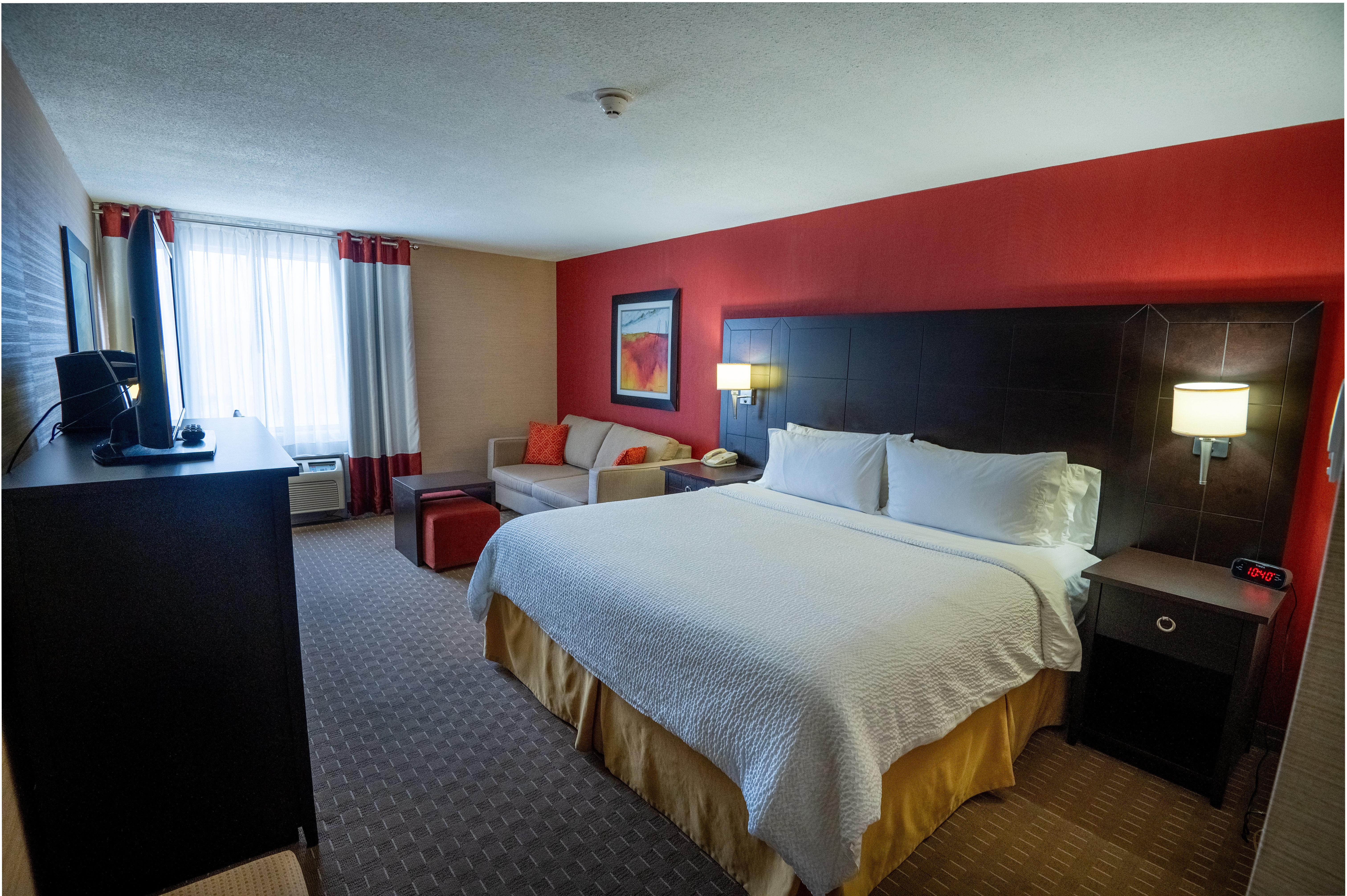غرفة بسرير كينج لذوي الإعاقة، Holiday Inn Express Suites Chatham South 2/4