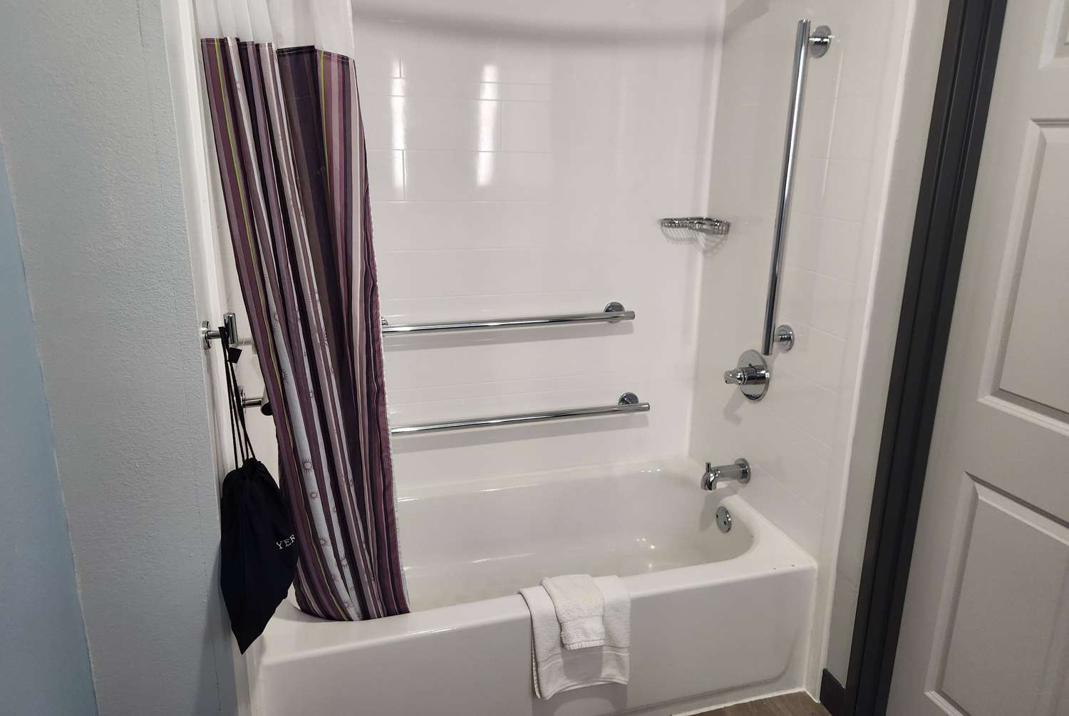 La Quinta Inn Suites Warner Robins 61/62