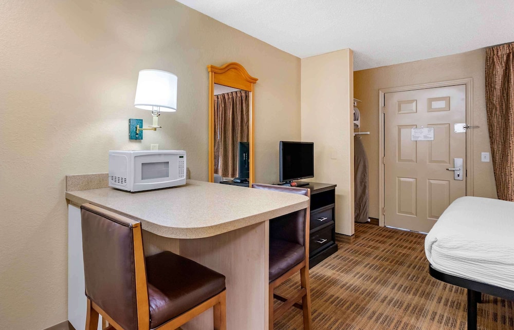 Extended Stay America - Tampa - North Airport 44/51