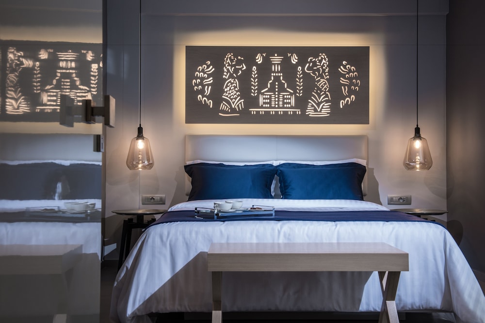 Lavris City Suites 7/50